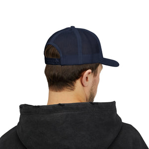 American Flag Snapback Trucker Cap — Distressed USA Patriotic Hat